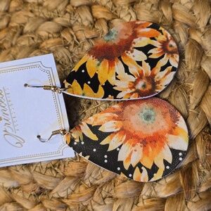 NEW!! Dangling Earrings